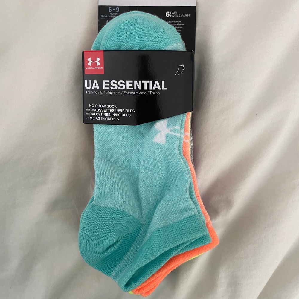 Under Amour socks